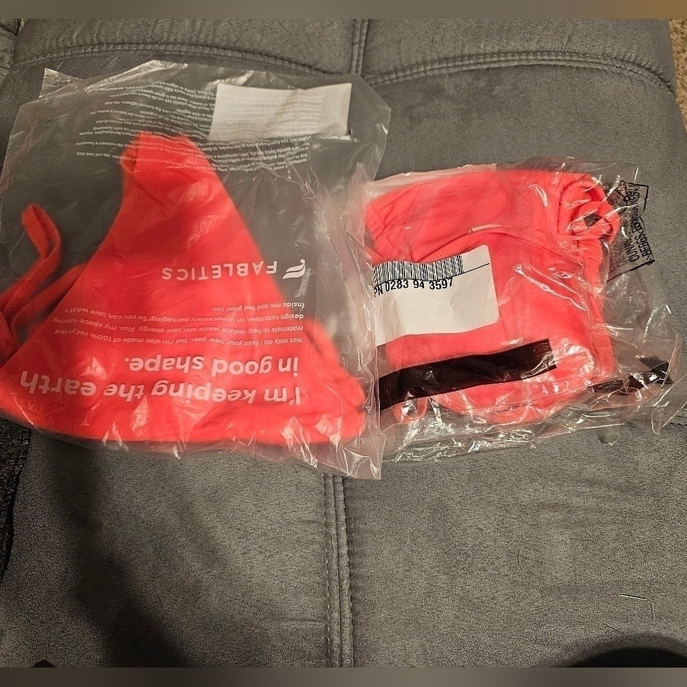 NWT Fabletics Atomic Bikini - Picture 6 of 6